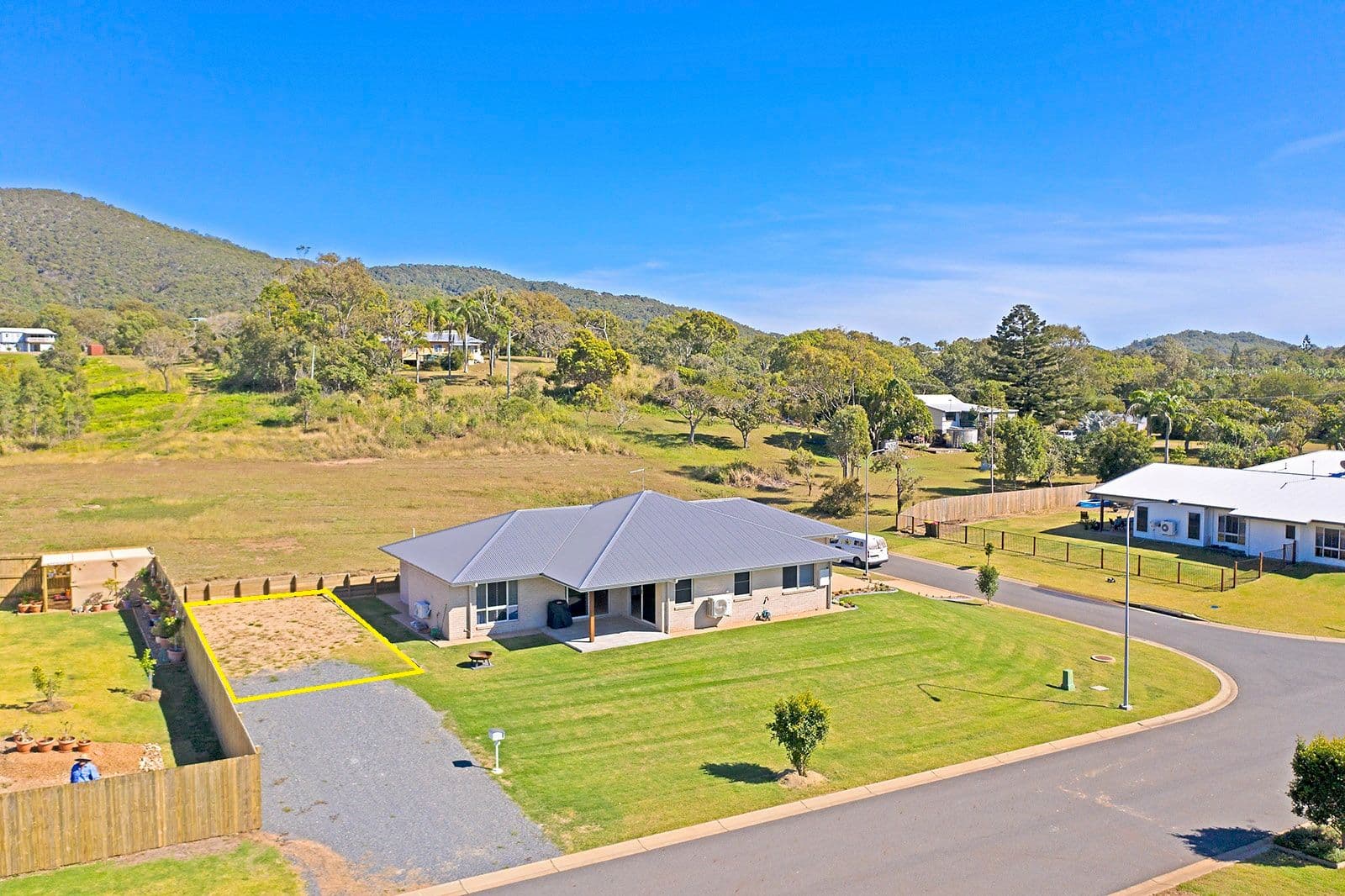 10 Cape Manifold Avenue, Pacific Heights QLD 4703, Pacific Heights - Image 1