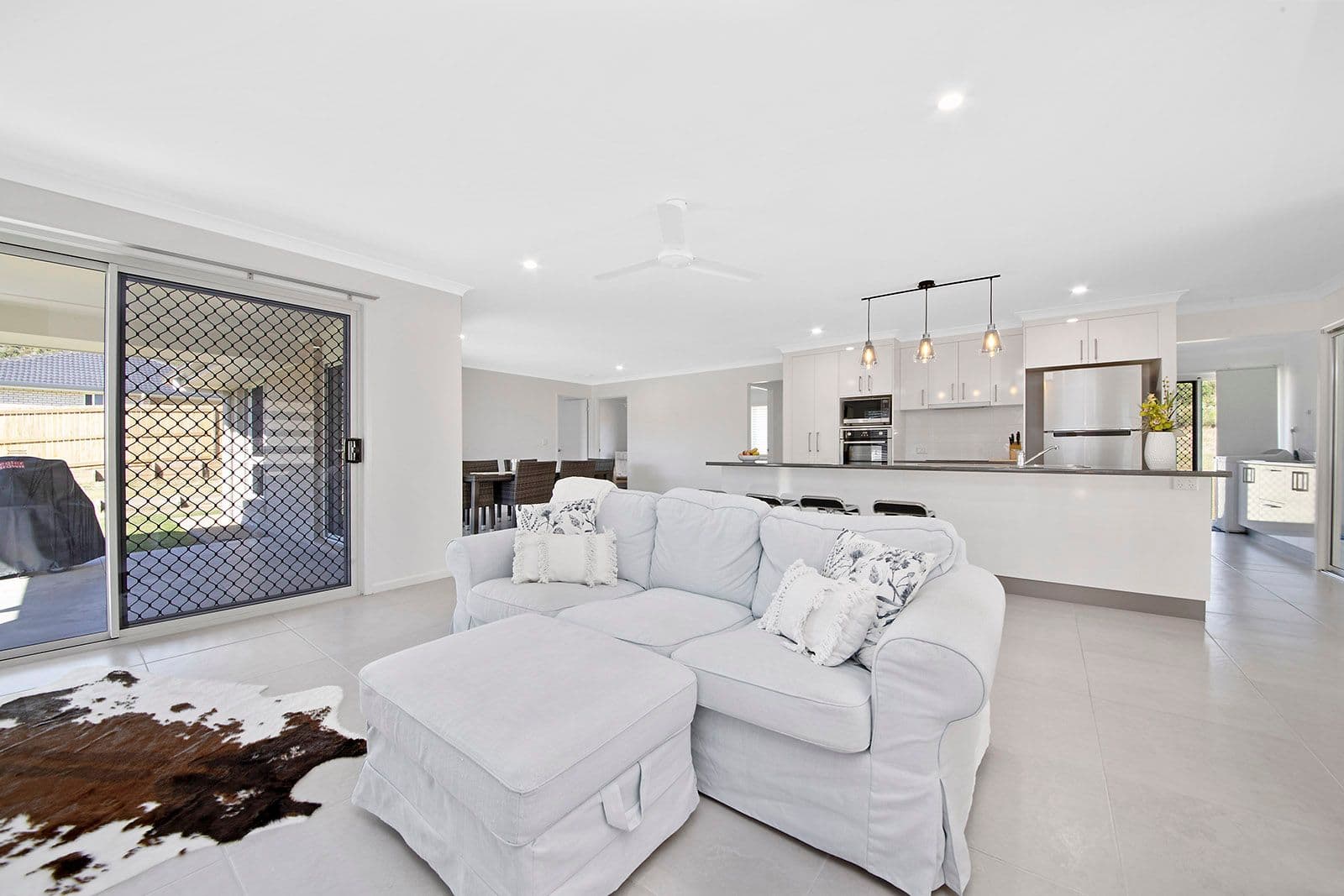 10 Cape Manifold Avenue, Pacific Heights QLD 4703, Pacific Heights - Thumbnail 4