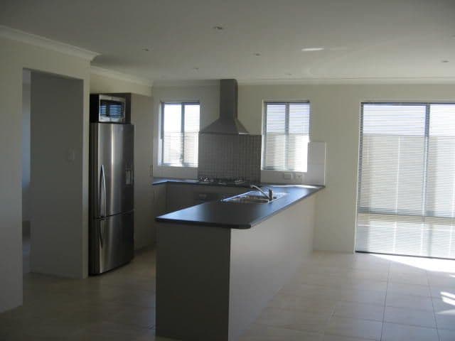 7 Flavio Crescent, GERALDTON WA 6530, Geraldton - Thumbnail 2