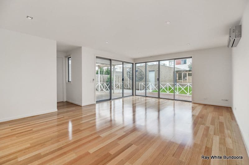 18 Ormond Boulevard, BUNDOORA VIC 3083, Bundoora - Thumbnail 2