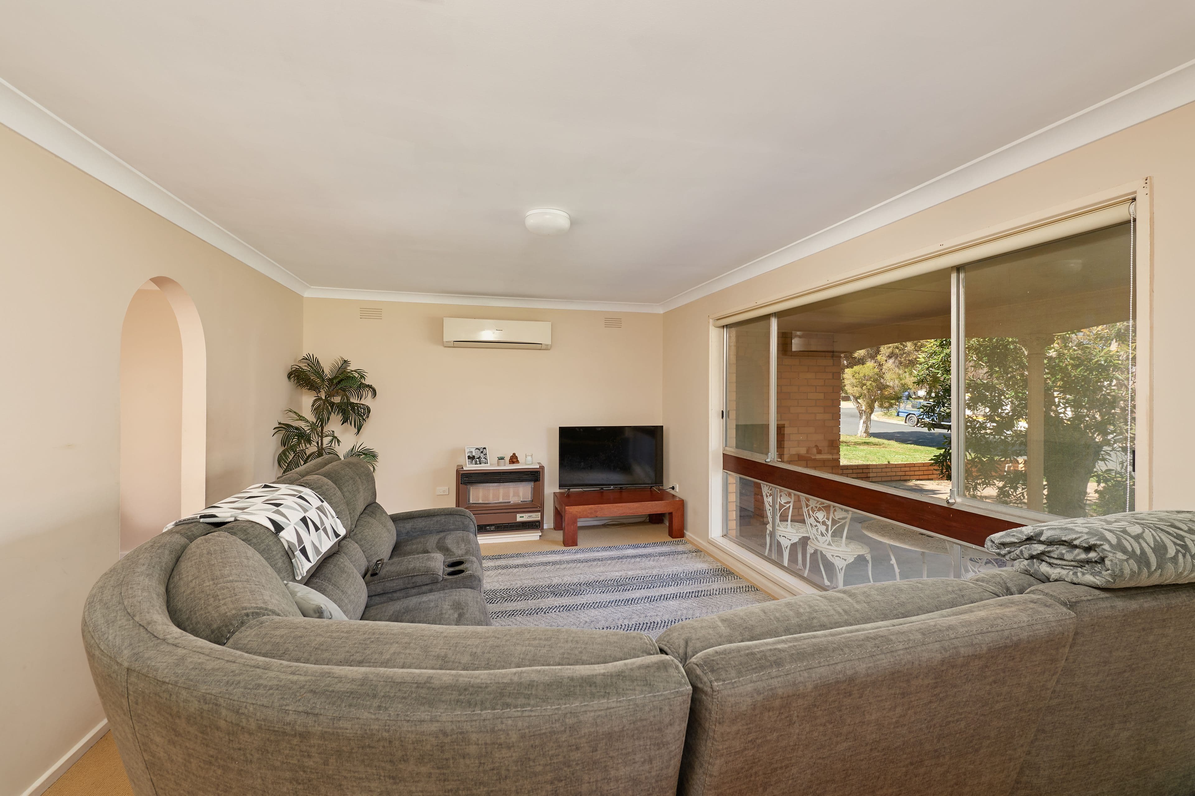 3 Fraser Street, Mount Austin NSW 2650, Mount Austin - Thumbnail 2