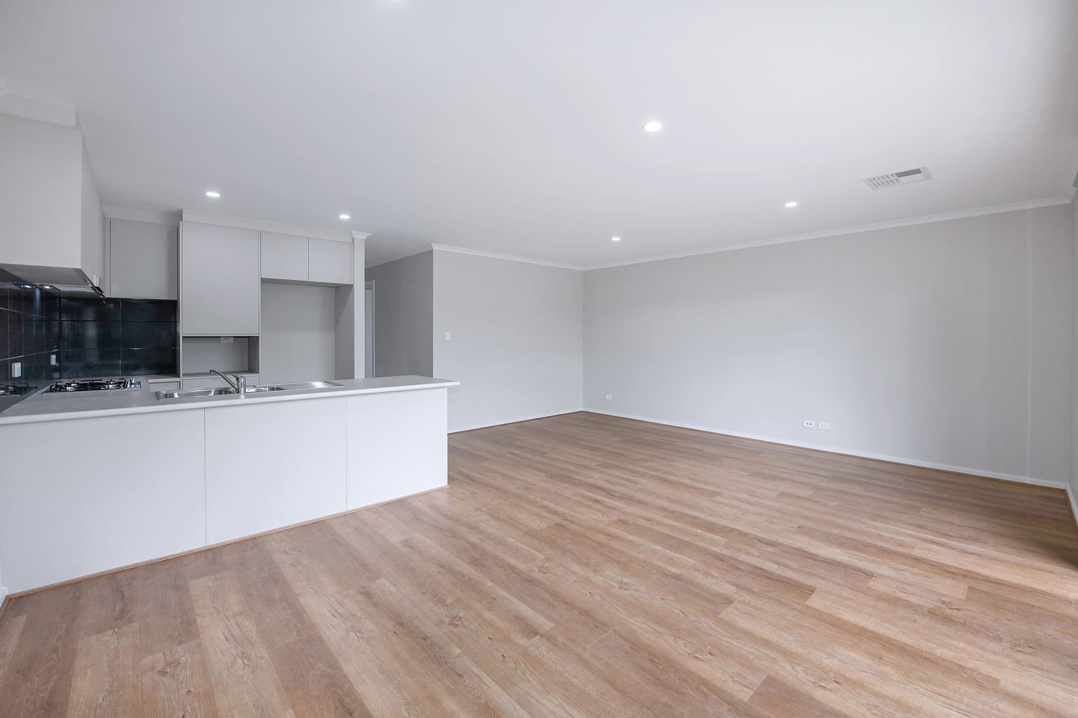 27 Sandalwood Road, Davoren Park SA 5113, Davoren Park - Thumbnail 7
