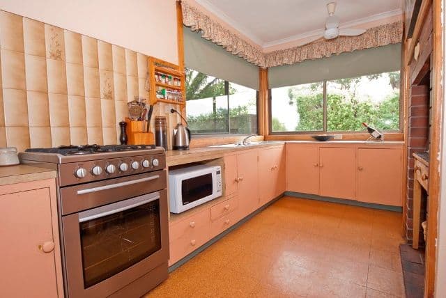 12 Garrett Street, BEAUTY POINT TAS 7270, Beauty Point - Thumbnail 2