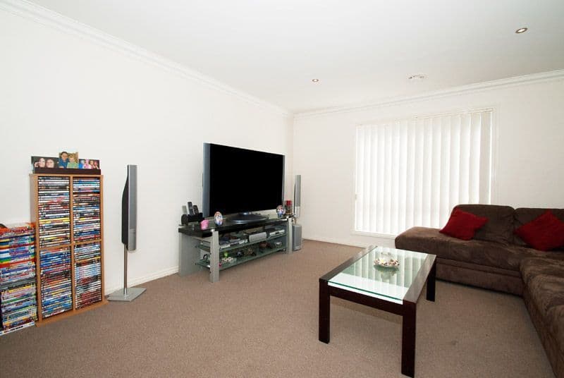 95 Vincent Drive, SOUTH MORANG VIC 3752, South Morang - Thumbnail 4