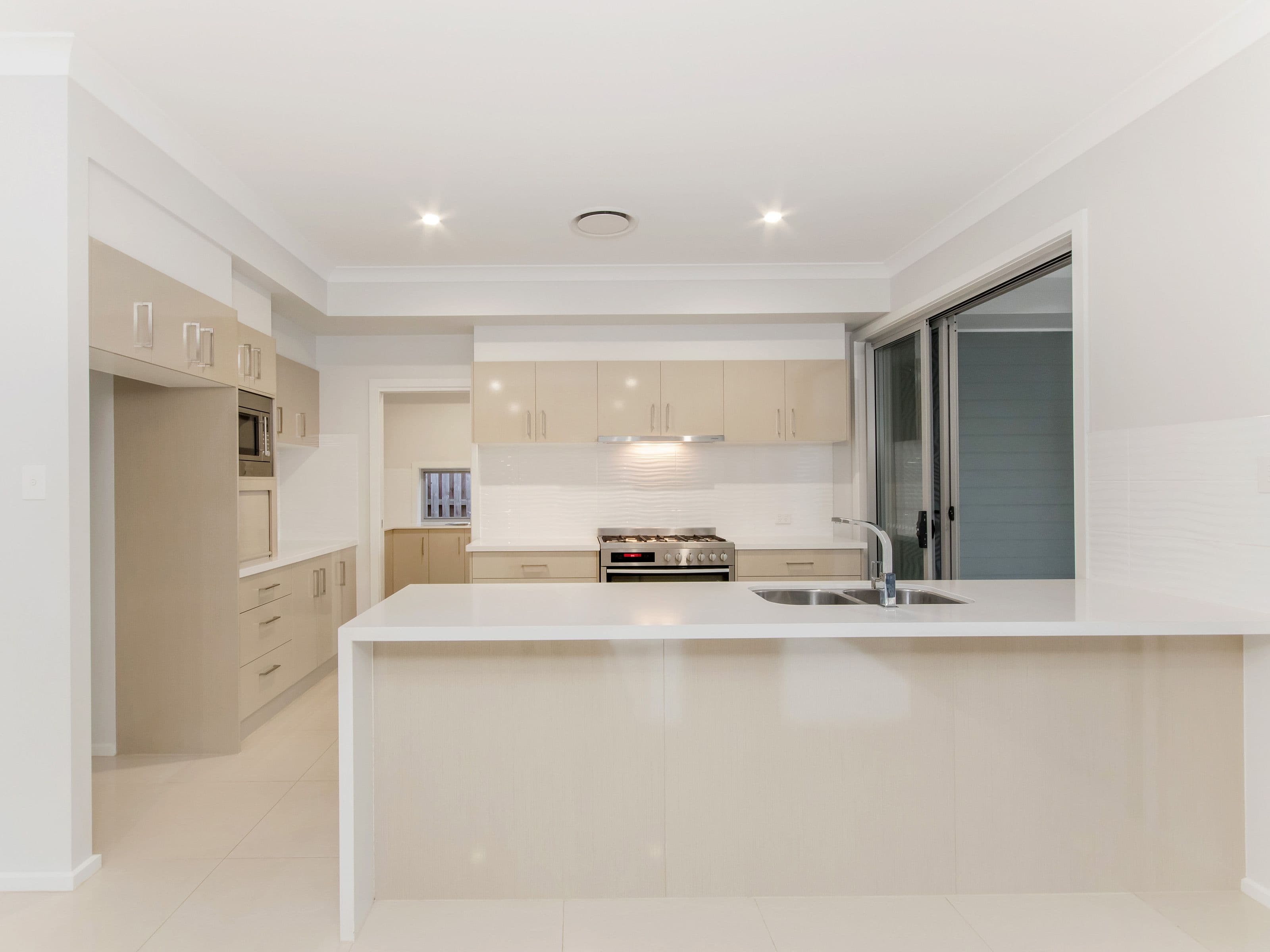 19 Kimberley Creek Road, UPPER COOMERA QLD 4209, Upper Coomera - Thumbnail 6