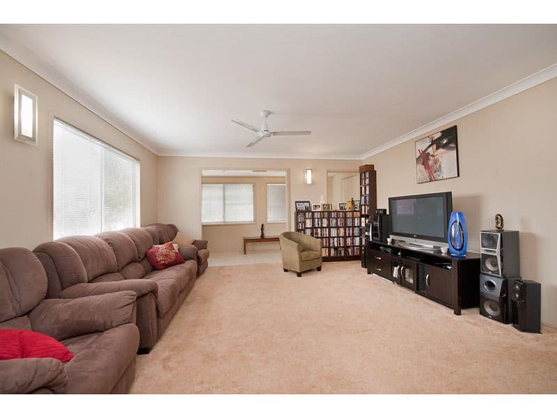 19 Symons Street, PARK AVENUE QLD 4701, Park Avenue - Thumbnail 3