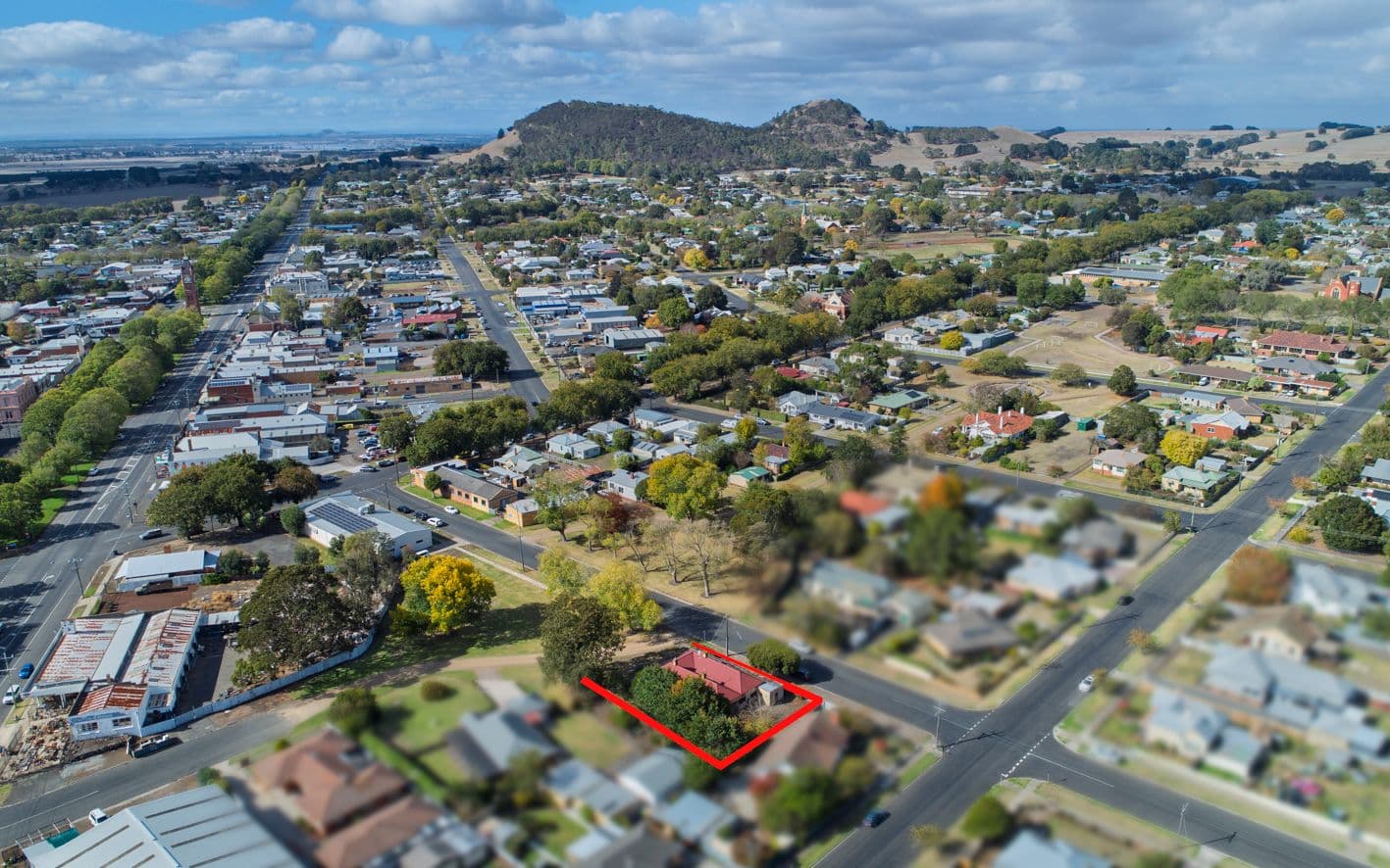 8 Ware Street, Camperdown VIC 3260, Camperdown - Thumbnail 2