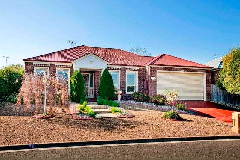 19 Lakeside Boulevard, LARA VIC 3212, Lara - Image 1