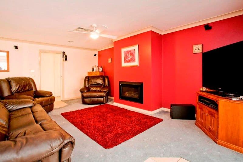 19 Lakeside Boulevard, LARA VIC 3212, Lara - Thumbnail 2