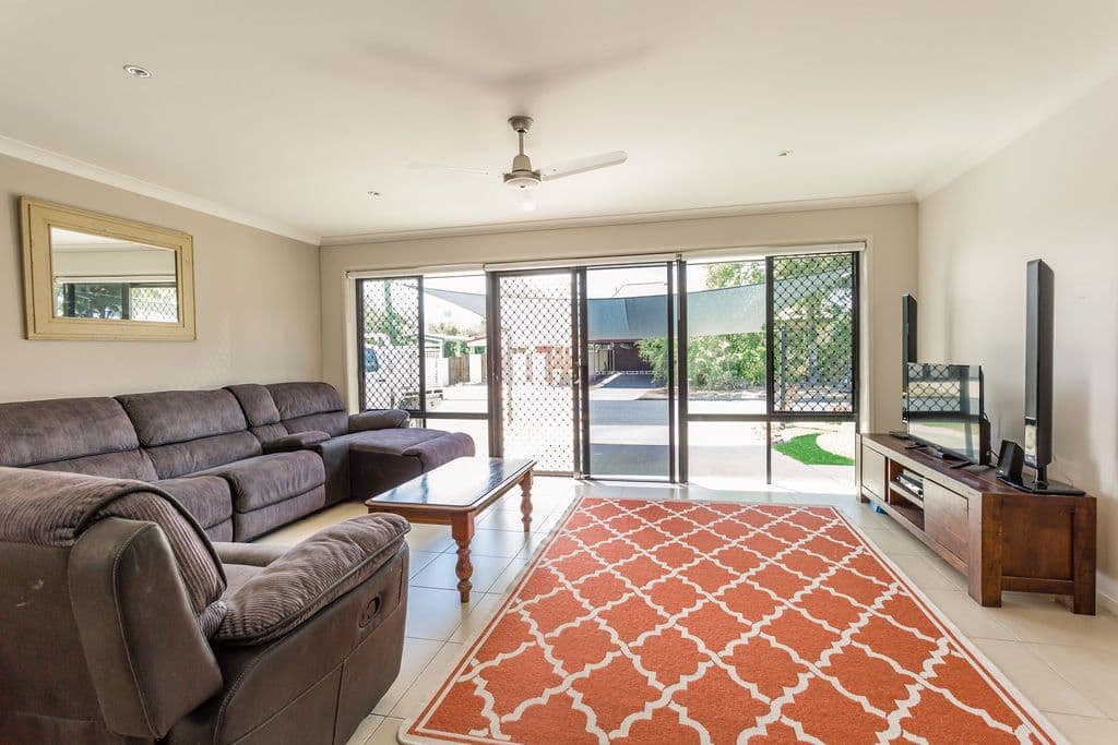 28 Dawn Crescent, Emerald QLD 4720, Emerald - Thumbnail 7