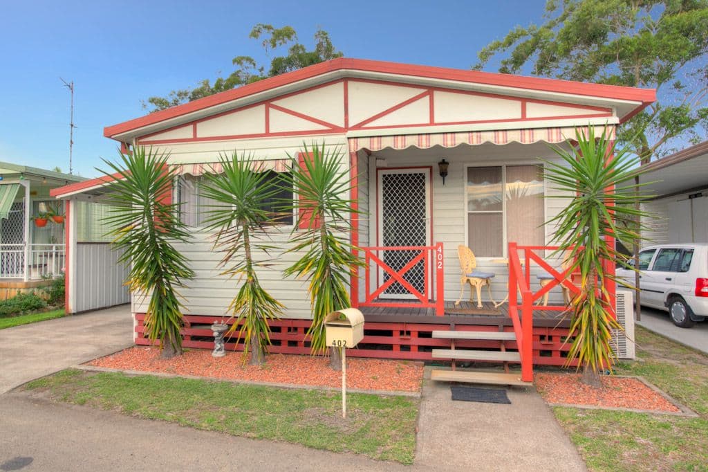 8 Sunnyside Crescent, Kianga, Kianga - Image 1