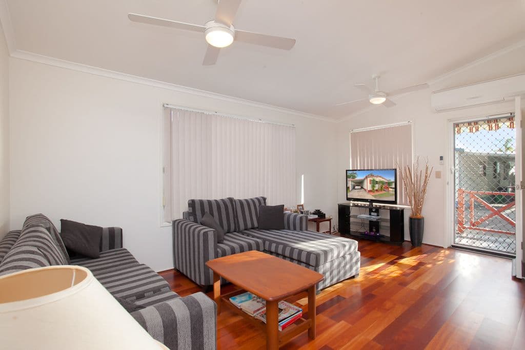 8 Sunnyside Crescent, Kianga, Kianga - Thumbnail 2