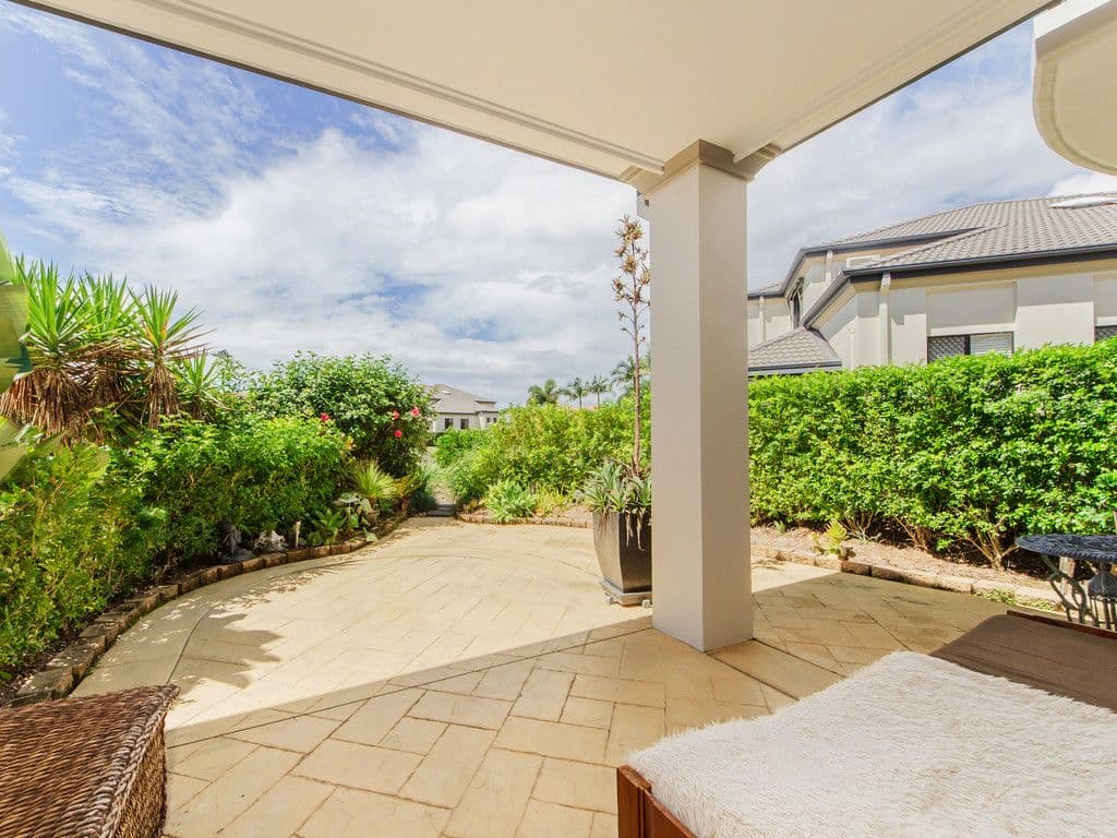 2 Bronberg Court, Southport QLD 4215, Southport - Thumbnail 2