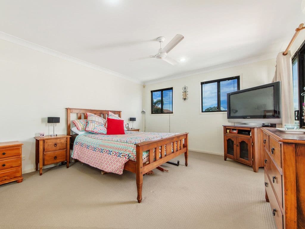 2 Bronberg Court, Southport QLD 4215, Southport - Thumbnail 7