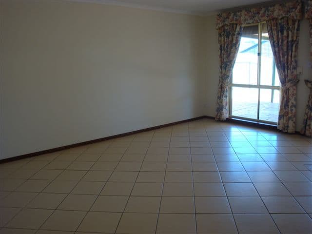26 Quantock Crescent, CRAIGMORE SA 5114, Craigmore - Thumbnail 8