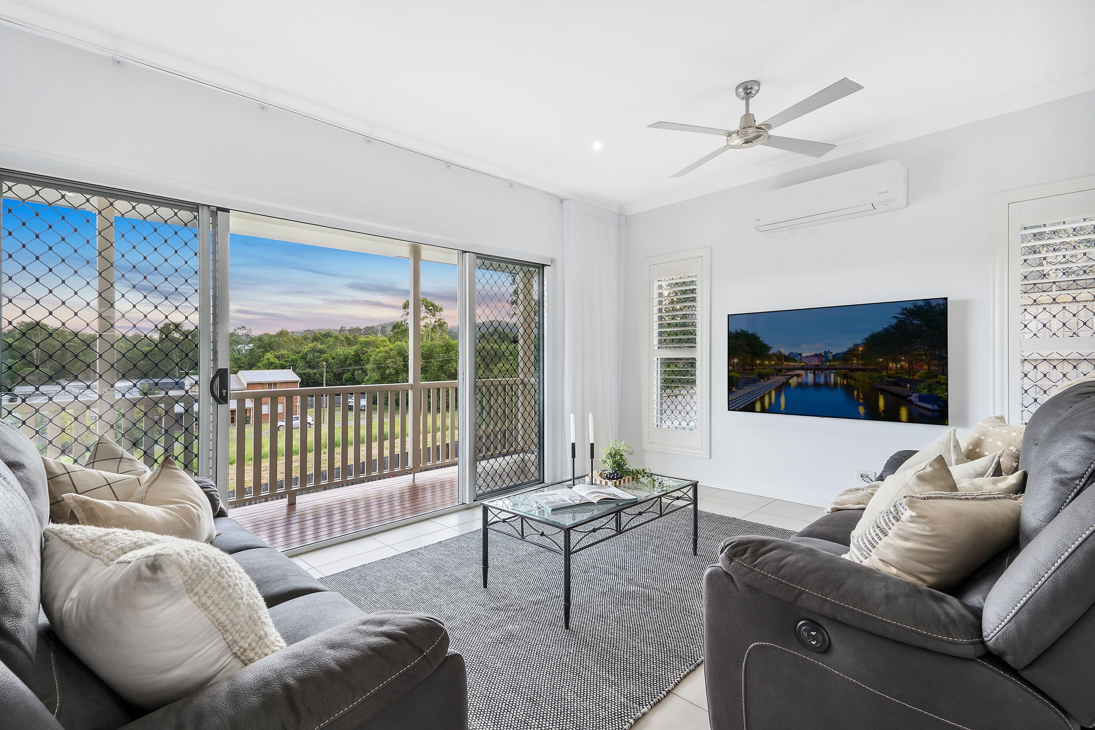 1 Kathdan Close, Upper Kedron QLD 4055, Upper Kedron - Thumbnail 3