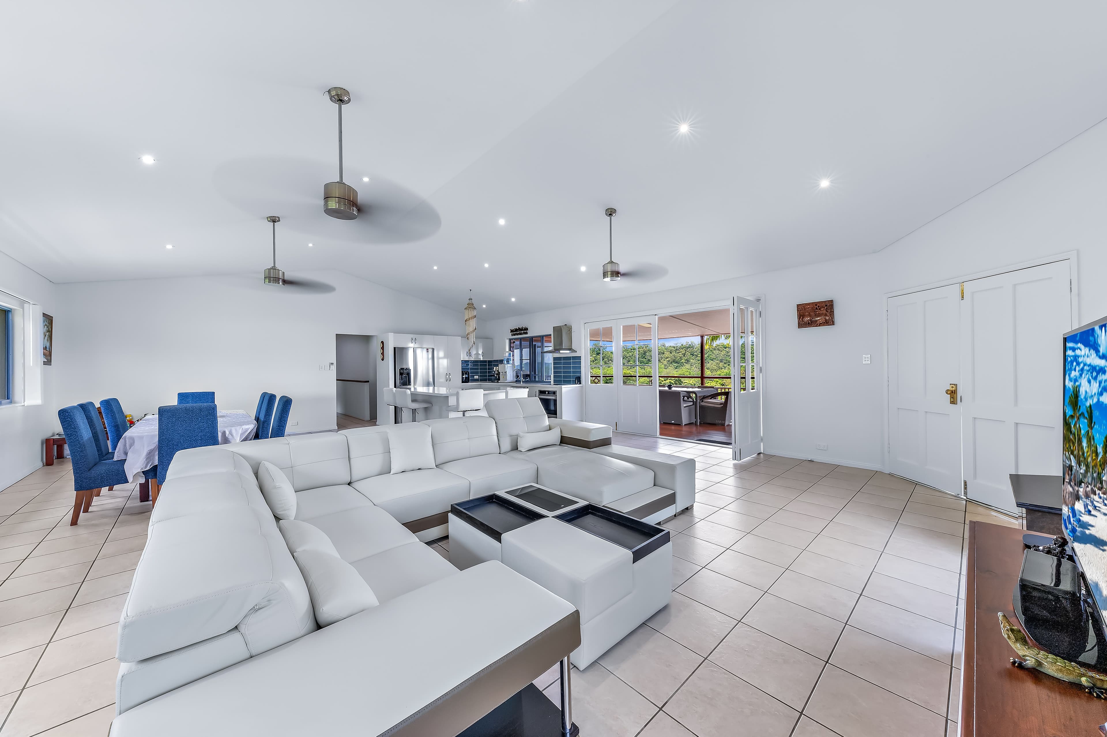 34 Island Drive, Cannonvale QLD 4802, Cannonvale - Thumbnail 7