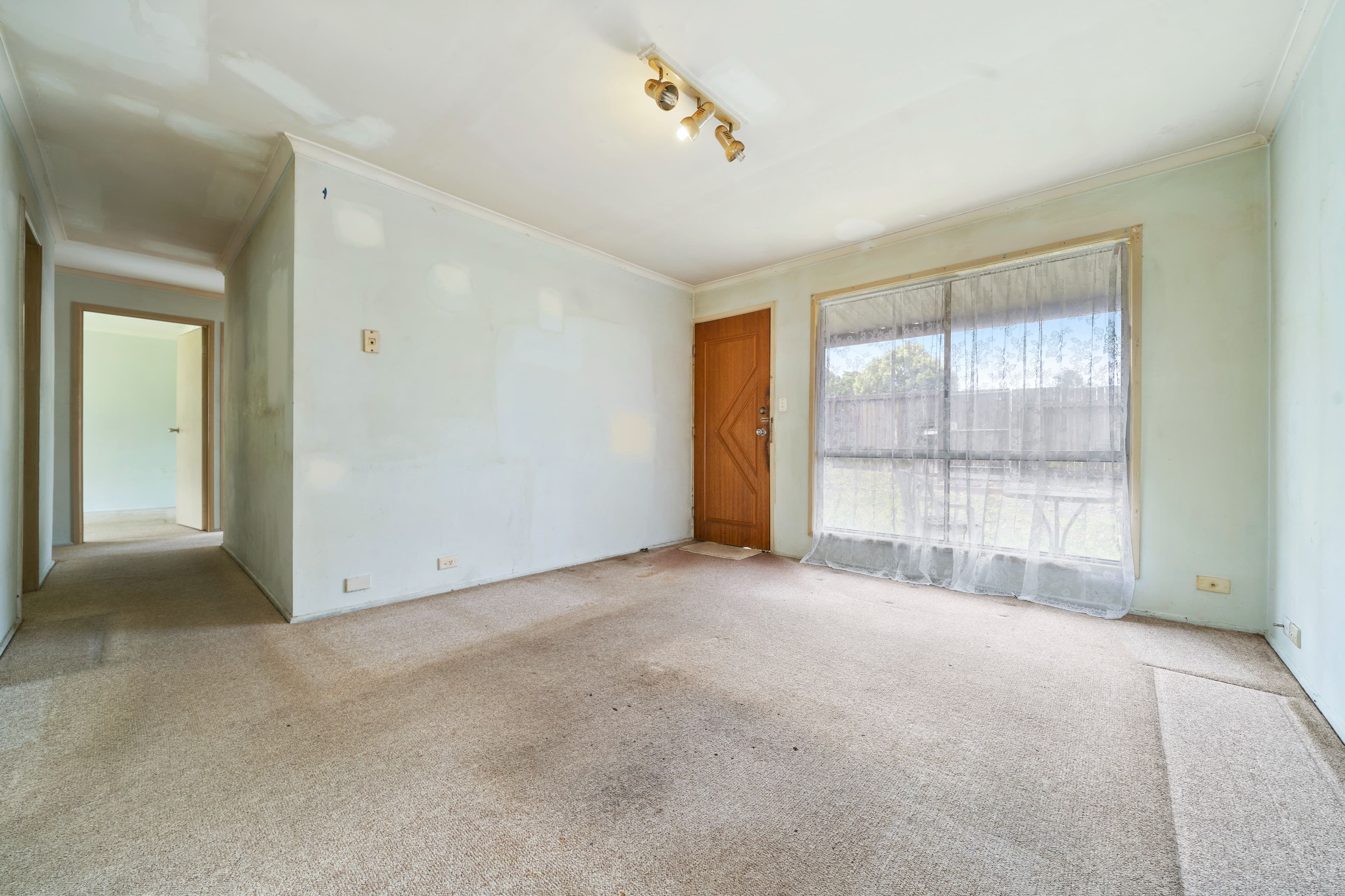 160 Logan Street, Eagleby QLD 4207, Eagleby - Thumbnail 5
