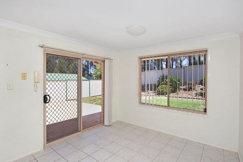 18 Macintyre Street, BATEAU BAY NSW 2261, Bateau Bay - Thumbnail 4