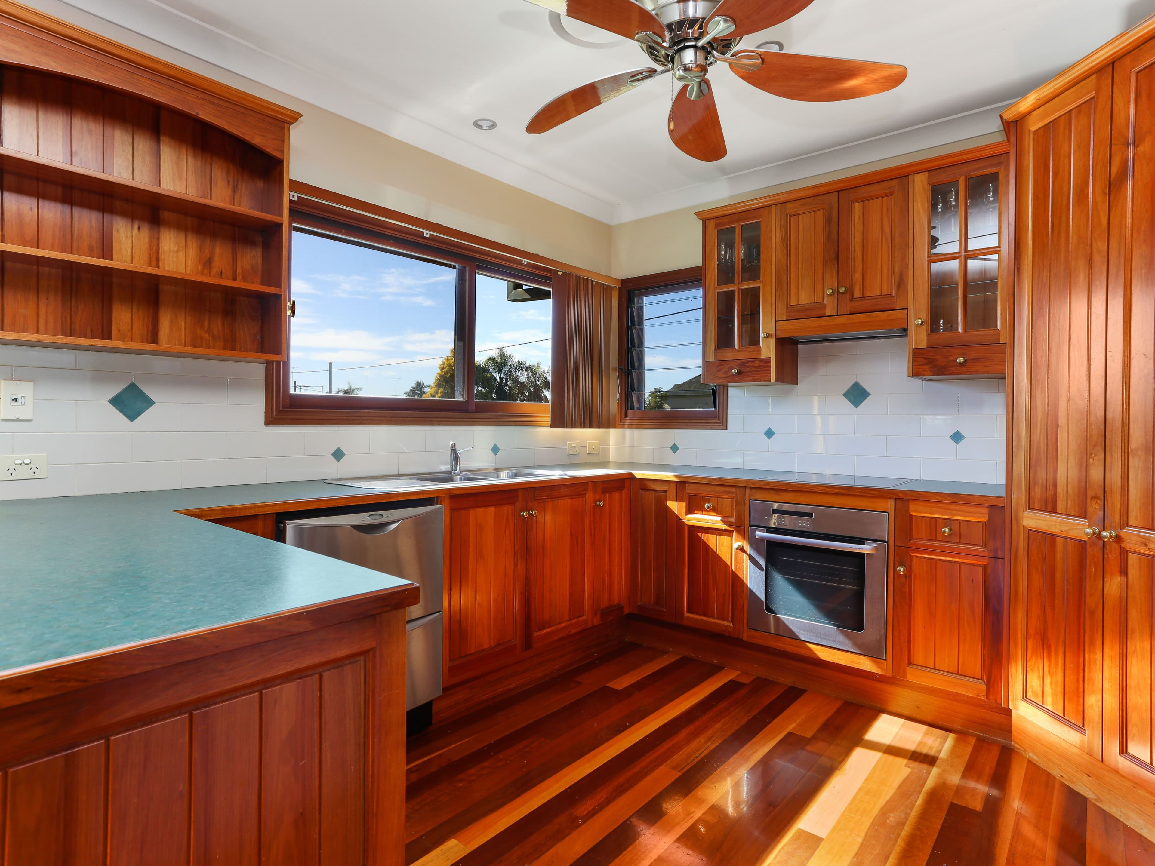 55 Chapman Street, Grafton - Thumbnail 2