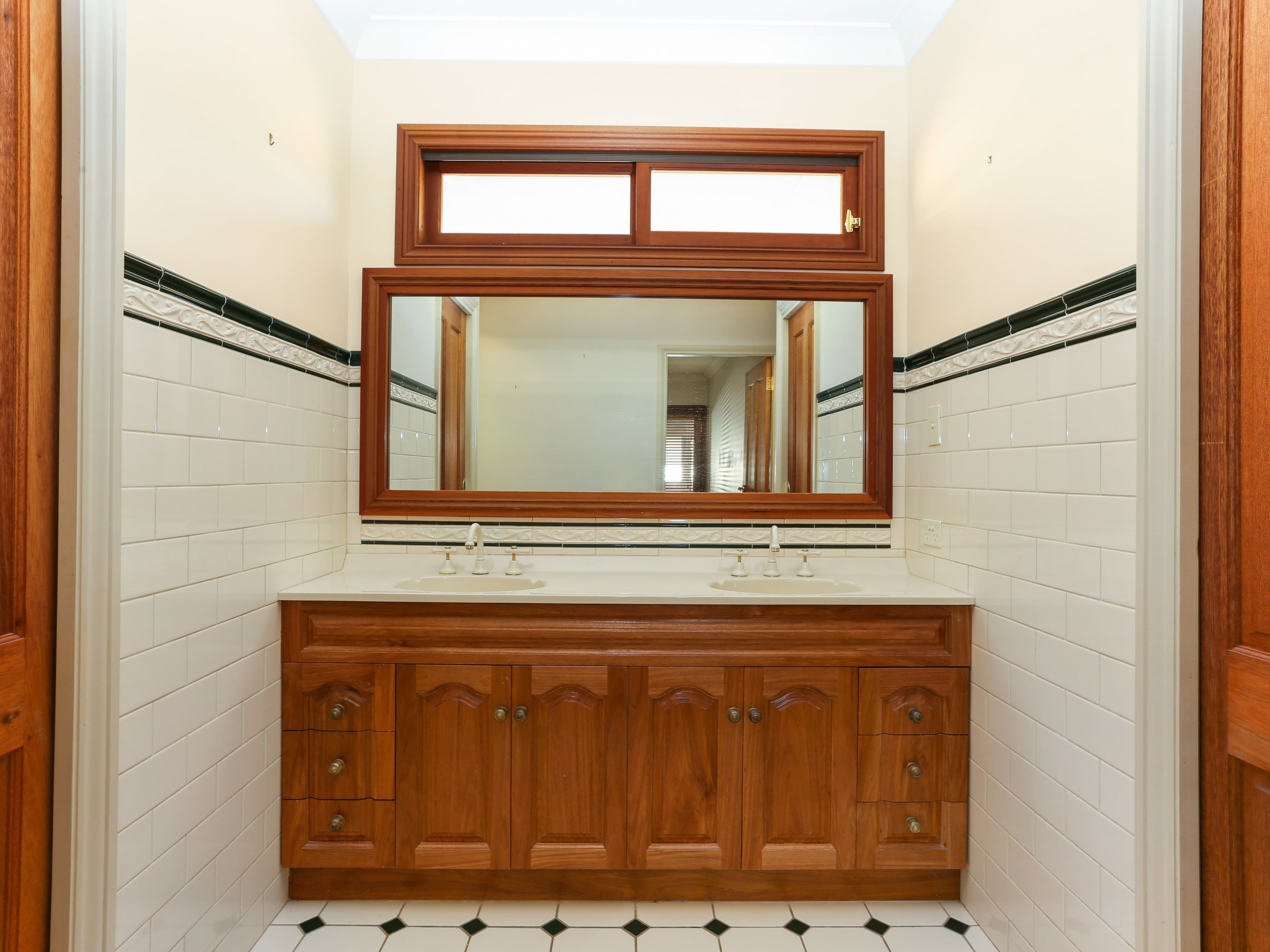 55 Chapman Street, Grafton - Thumbnail 8