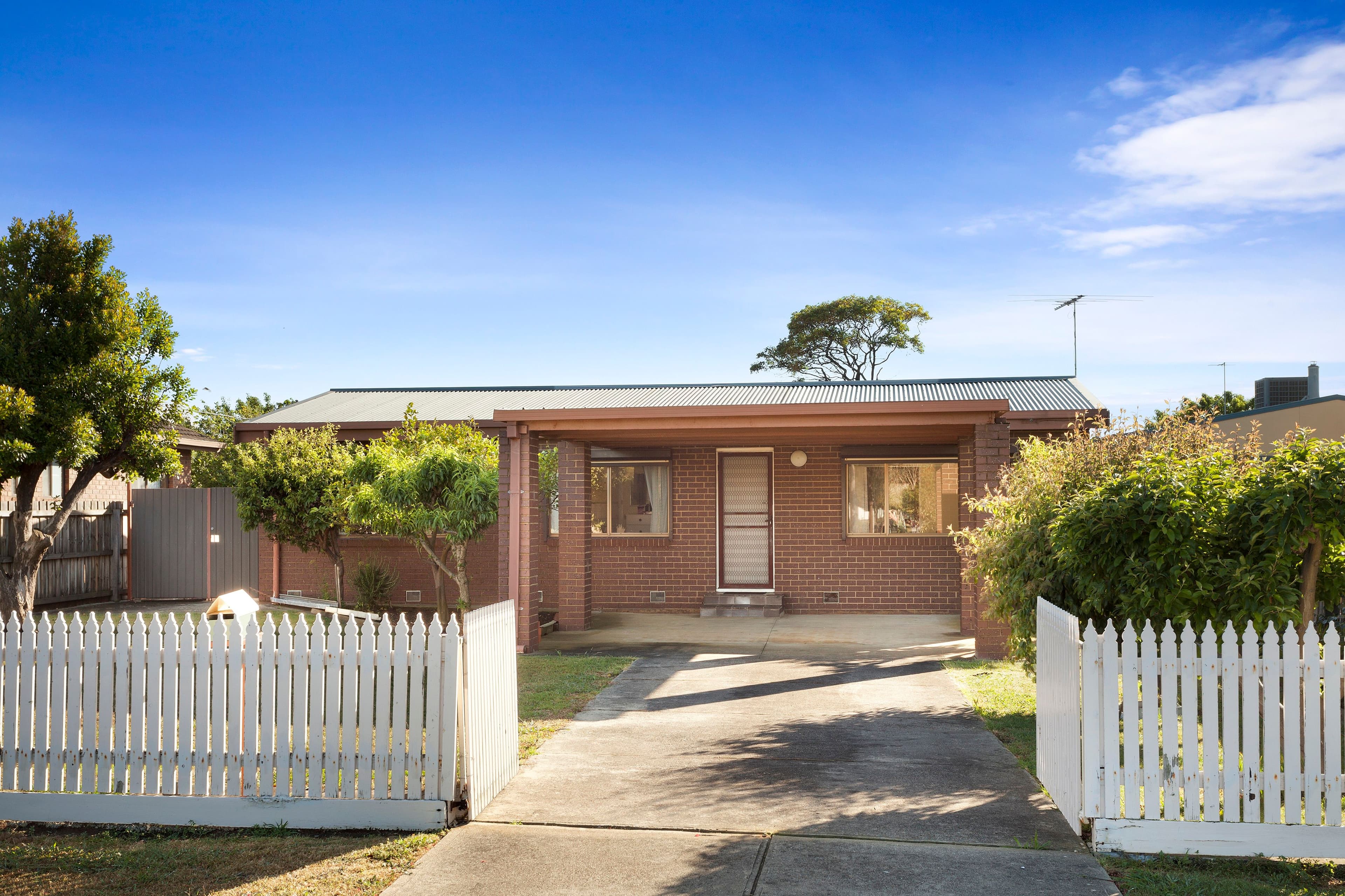 27 Thomson Boulevard, St Leonards VIC 3223, St Leonards - Image 1