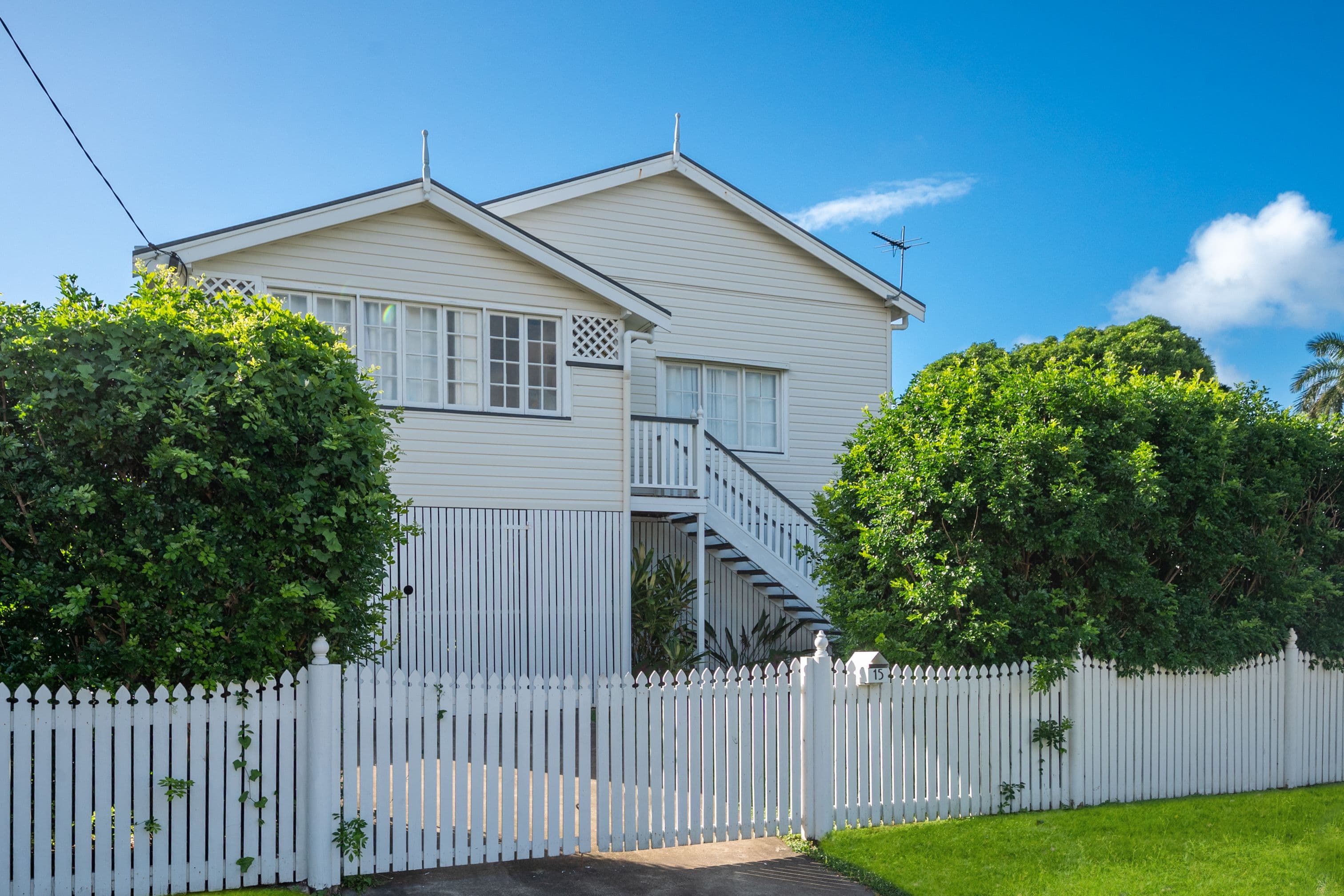 15 Hodel Street, Hermit Park QLD 4812, Hermit Park - Image 1