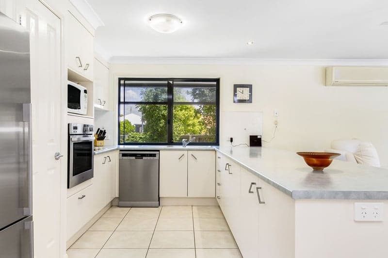 1 Maroon Court, Caloundra West - Thumbnail 7
