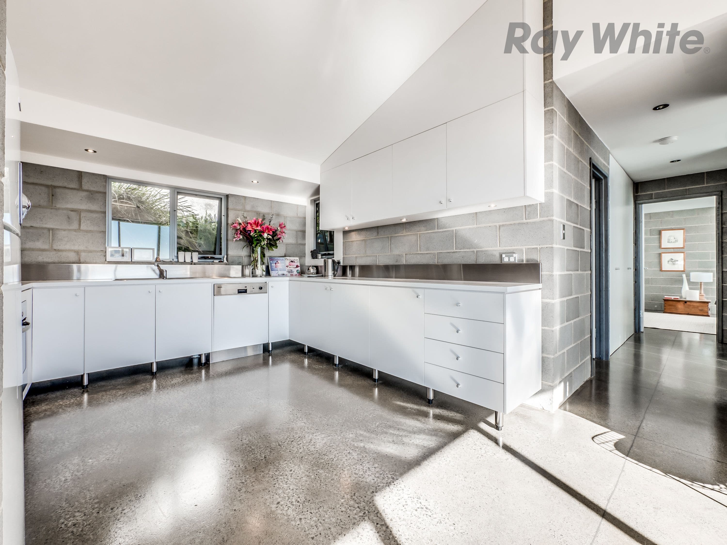 5 Bimbadeen Court, West Hobart TAS 7000, West Hobart - Thumbnail 3