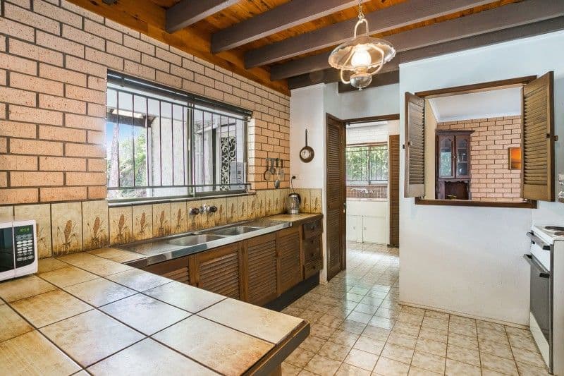 304 Chapel Hill Road, Chapel Hill QLD 4069, Chapel Hill - Thumbnail 7