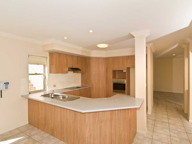 4 Cajeput Court, REEDY CREEK QLD 4227, Reedy Creek - Thumbnail 7