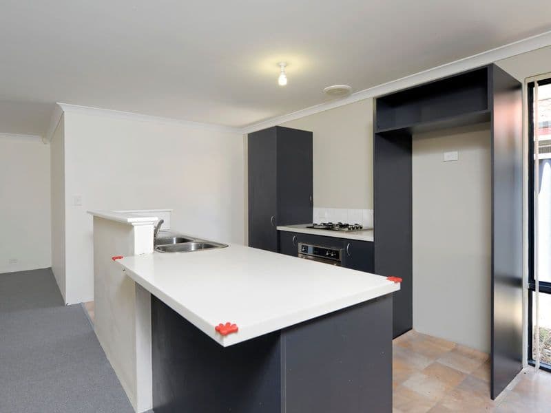 22 Kennedia Court, BALDIVIS WA 6171, Baldivis - Thumbnail 5
