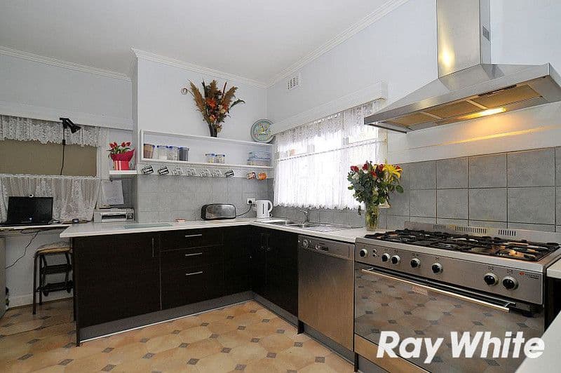 22 Harrison Street, MITCHAM VIC 3132, Mitcham - Thumbnail 3