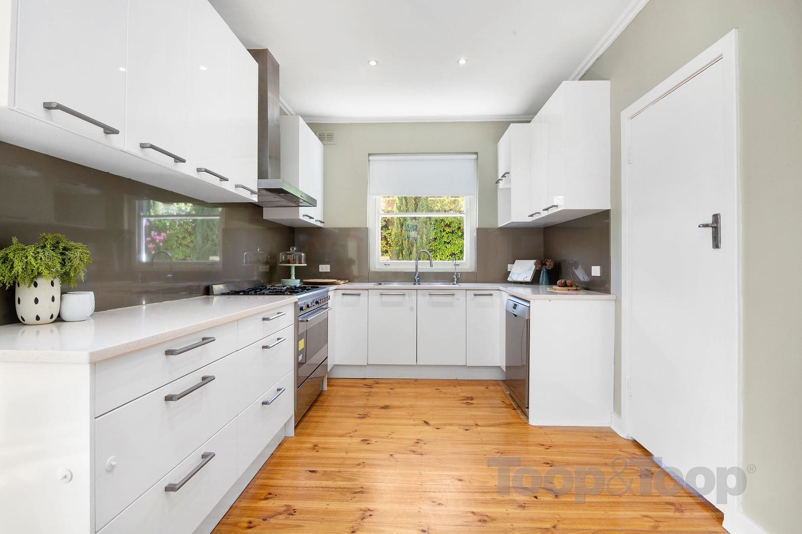 305 Kensington Road, Kensington Park SA 5068, Kensington Park - Thumbnail 3