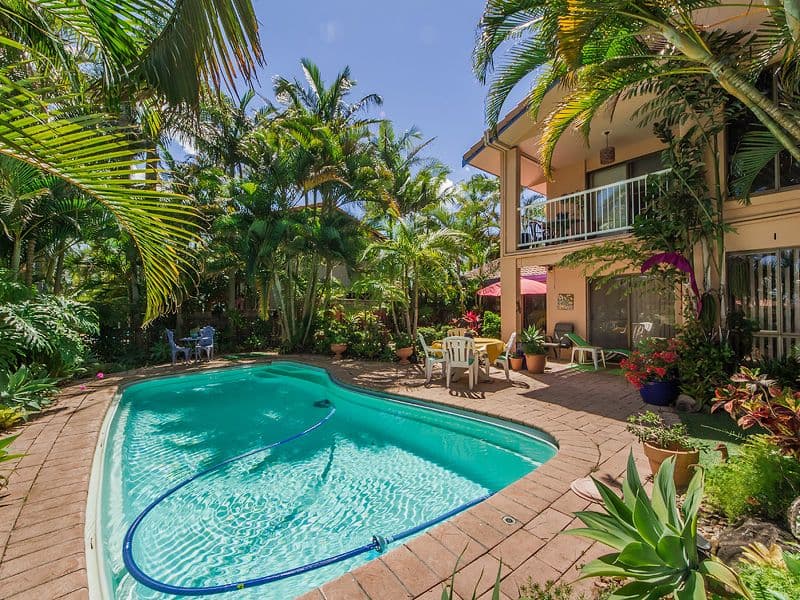 377 Benowa Road, BENOWA WATERS QLD 4217, Benowa - Thumbnail 2