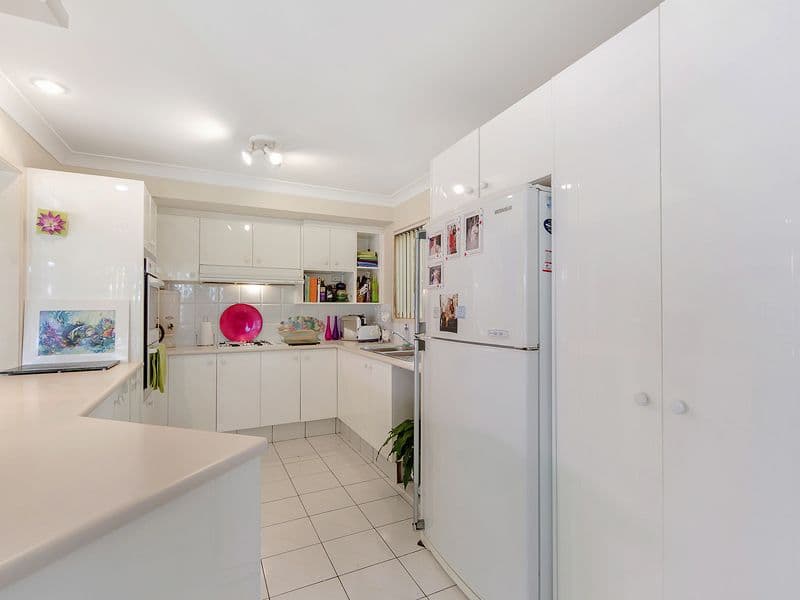 377 Benowa Road, BENOWA WATERS QLD 4217, Benowa - Thumbnail 7