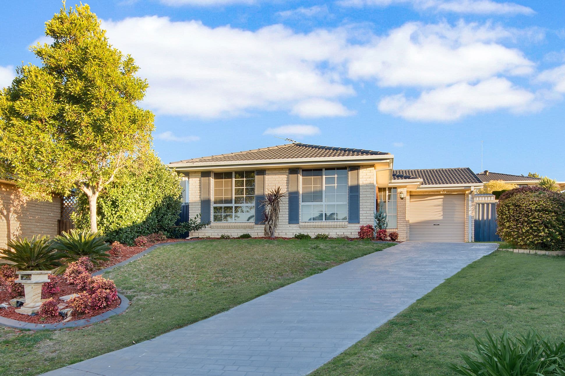 Minto NSW 2566, Minto - Image 1