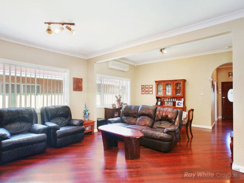 58 Lily Street, HURSTVILLE NSW 2220, Hurstville - Thumbnail 2