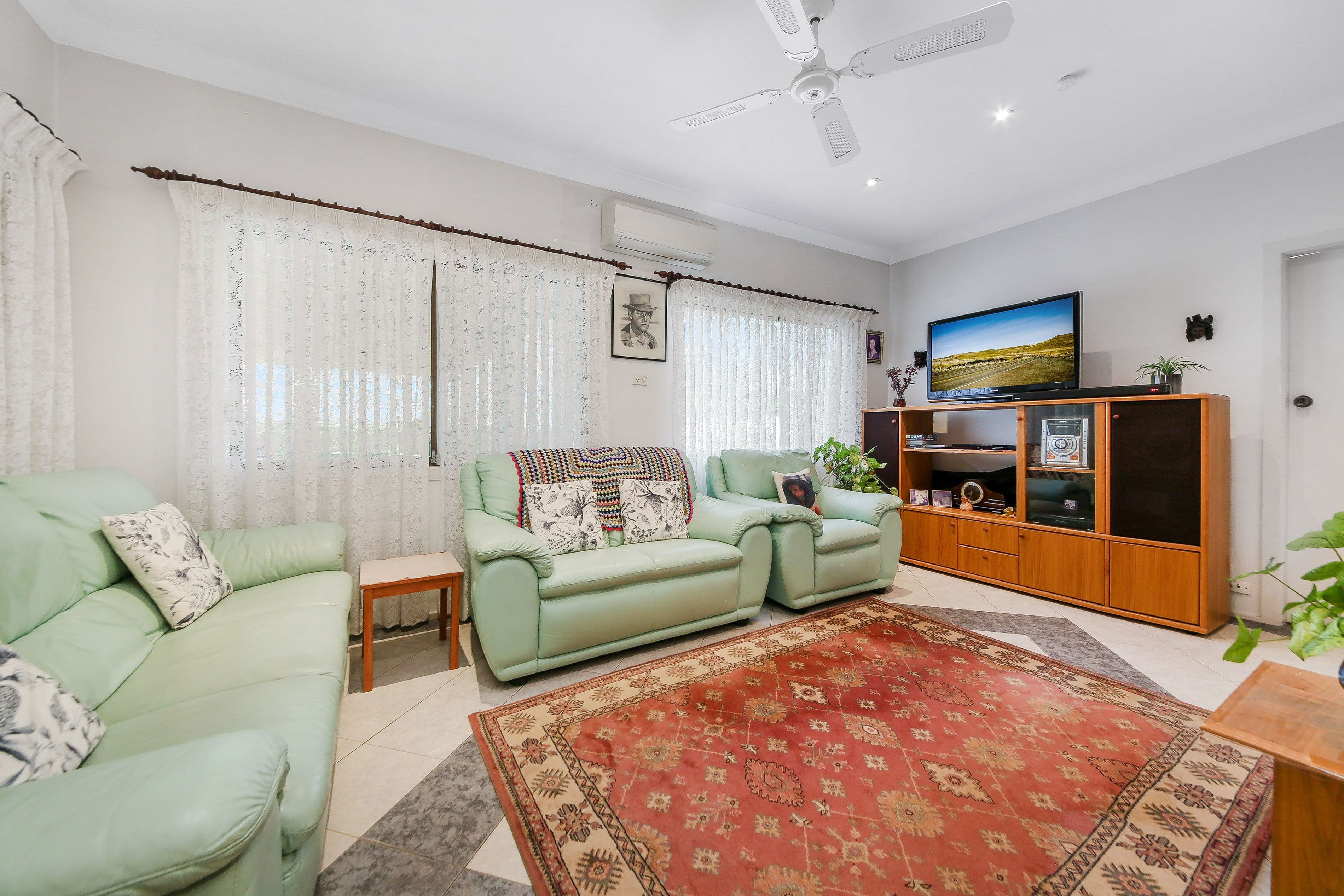 8 Georgina Street, Bass Hill NSW 2197, Bass Hill - Thumbnail 2
