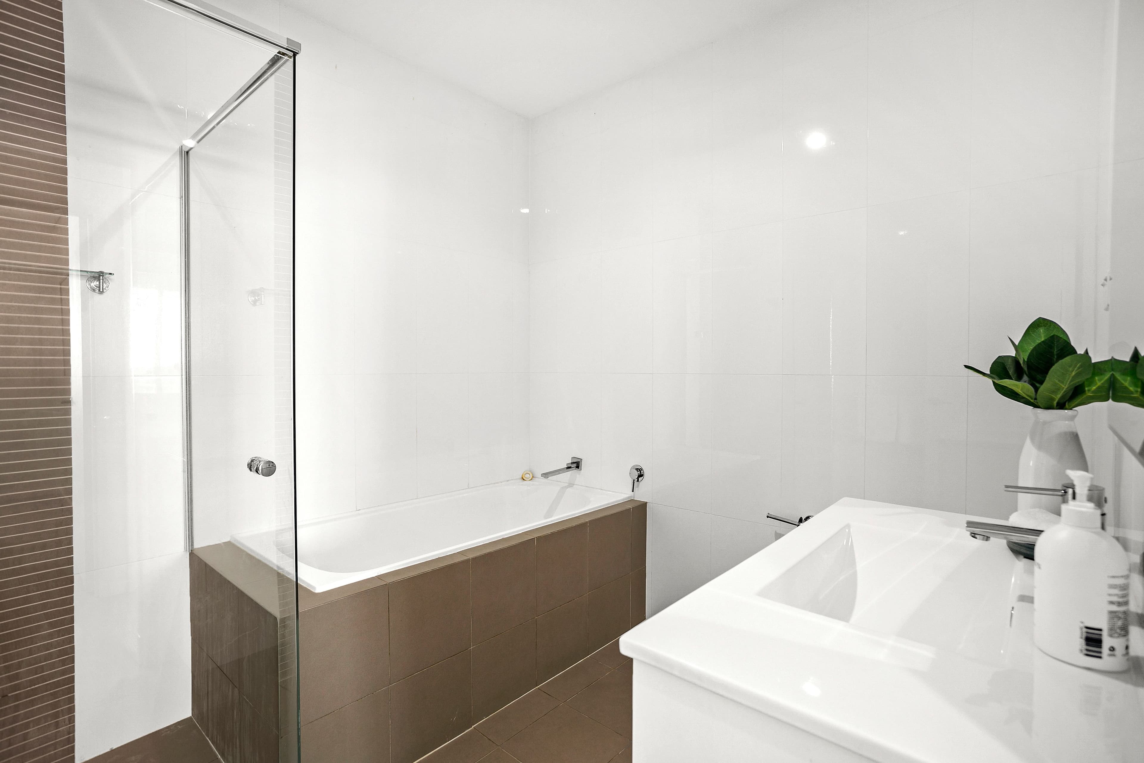 40-46 Collins Street, Corrimal NSW 2518, Corrimal - Thumbnail 6