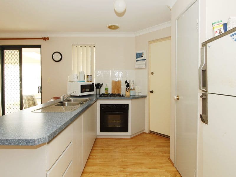 95 St Barnabas Parade, QUINNS ROCKS WA 6030, Quinns Rocks - Thumbnail 3