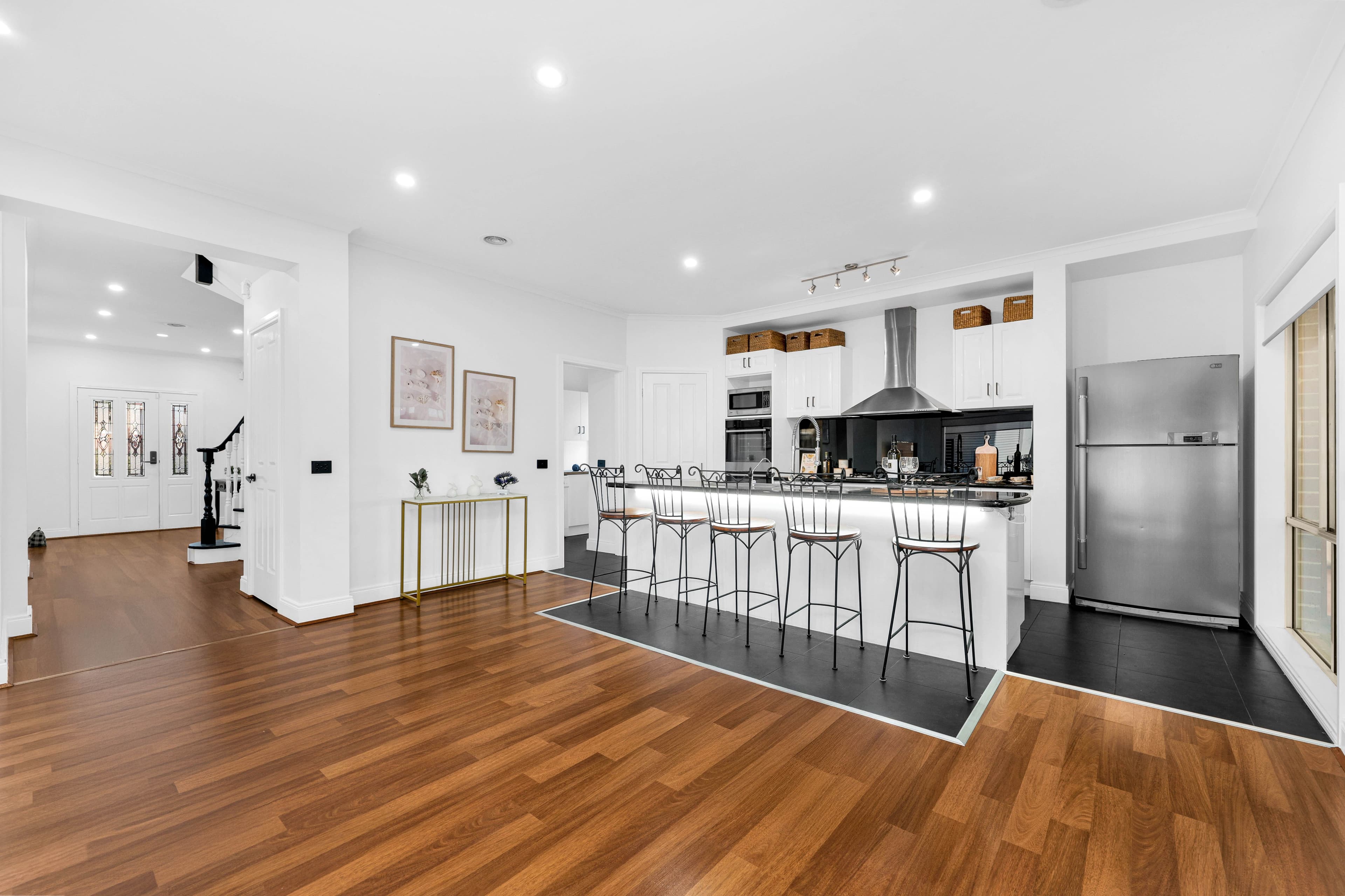 7 Stanley Jones Drive, South Morang VIC 3752, South Morang - Thumbnail 5