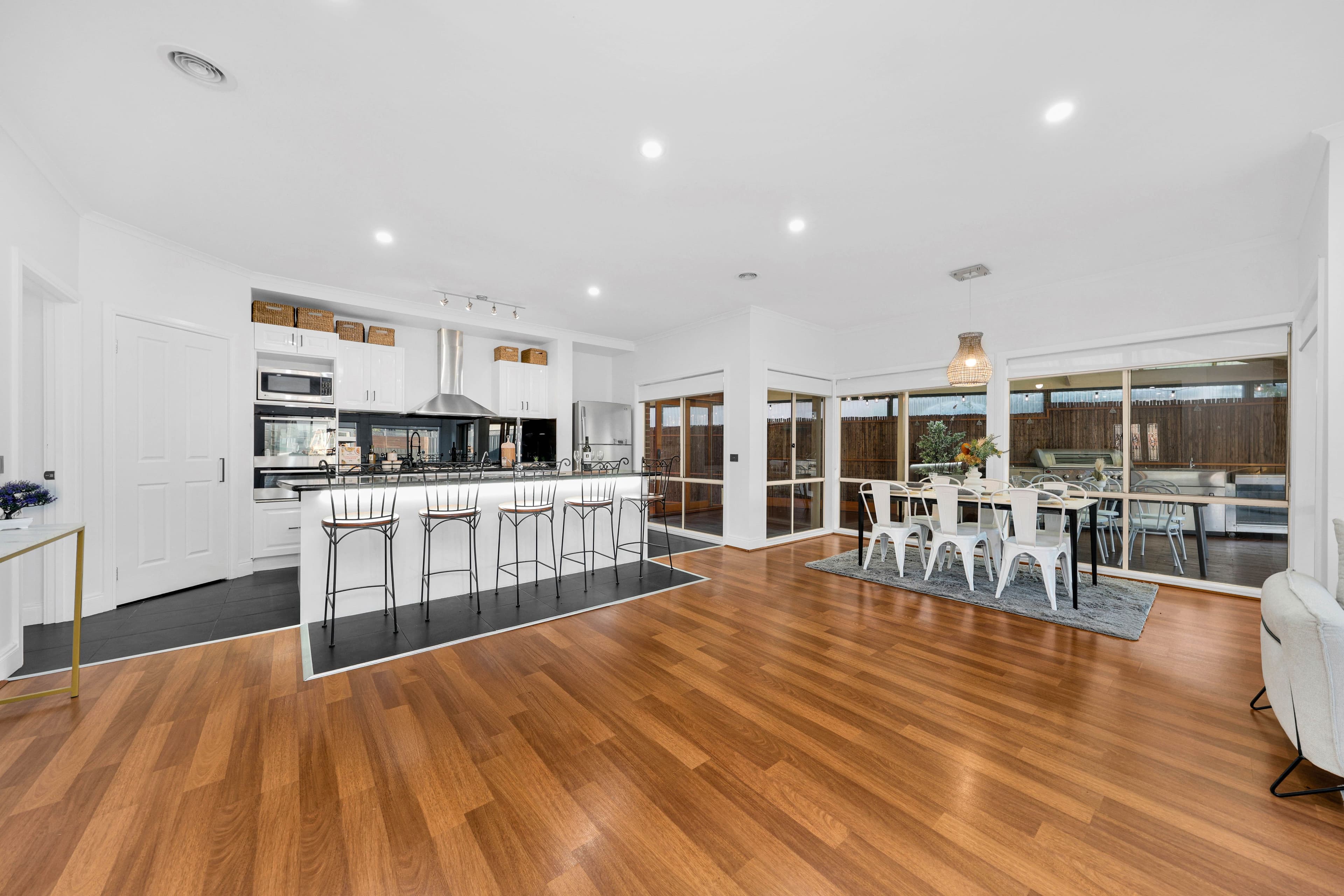 7 Stanley Jones Drive, South Morang VIC 3752, South Morang - Thumbnail 6