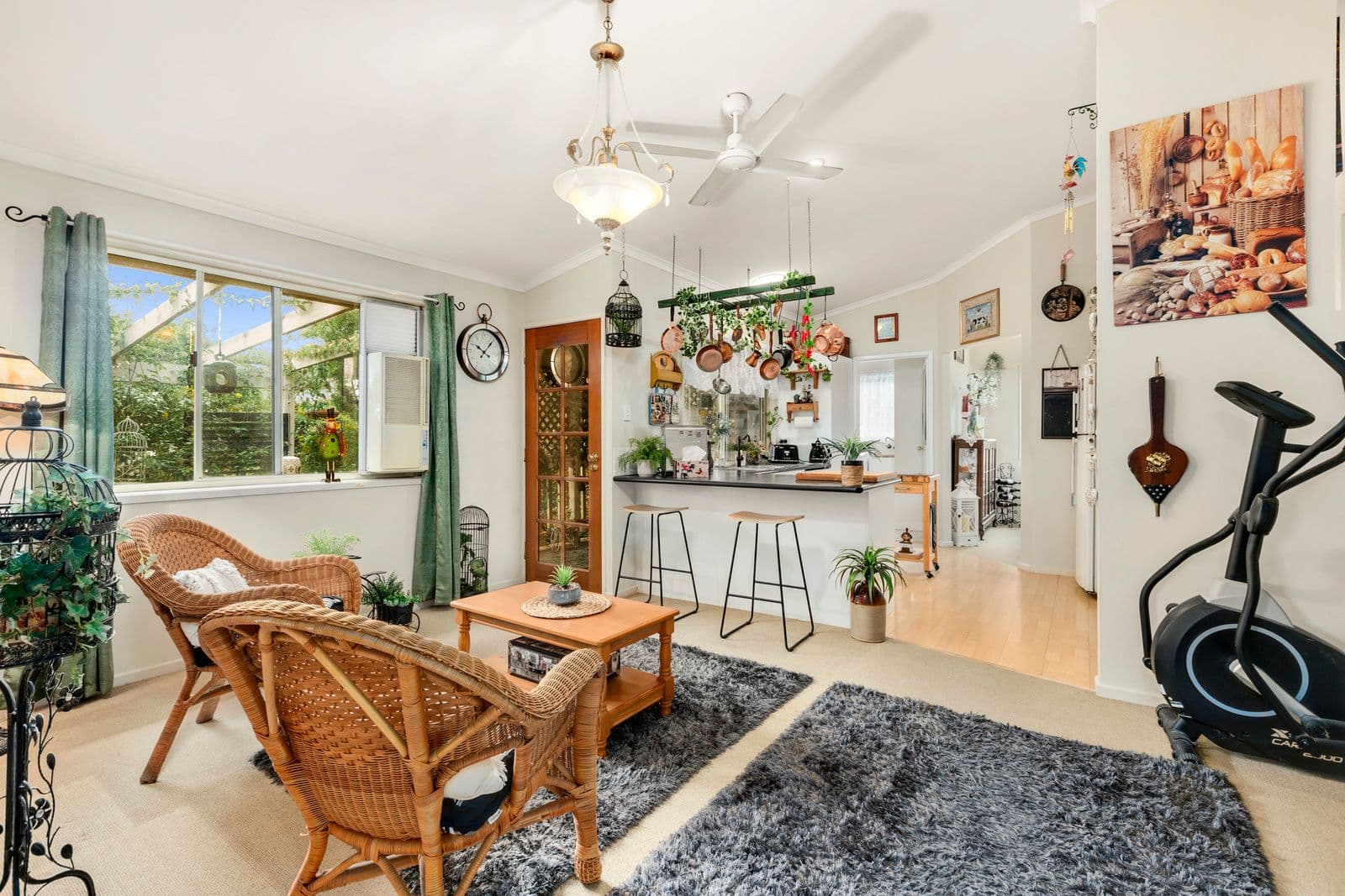 25 Capricorn Drive, Pacific Pines QLD 4211, Pacific Pines - Thumbnail 2