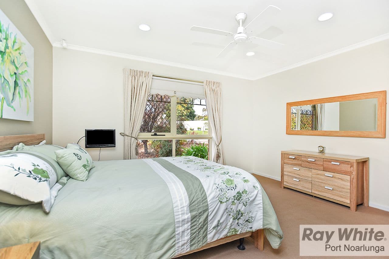 21 Driftwood Crescent, Seaford Rise SA 5169, Seaford Rise - Thumbnail 4