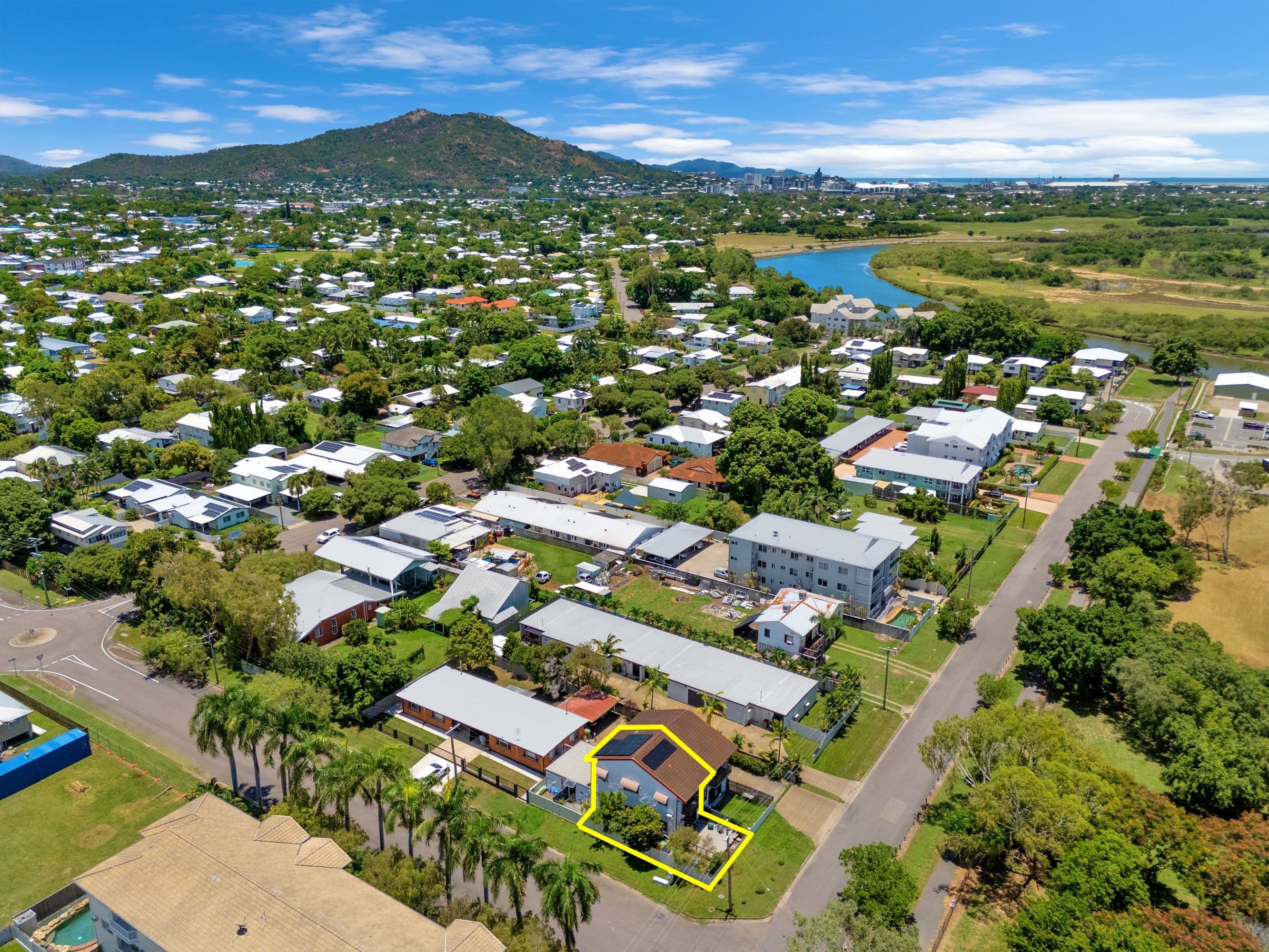 22 Halloran Street, Rosslea QLD 4812, Rosslea - Thumbnail 8
