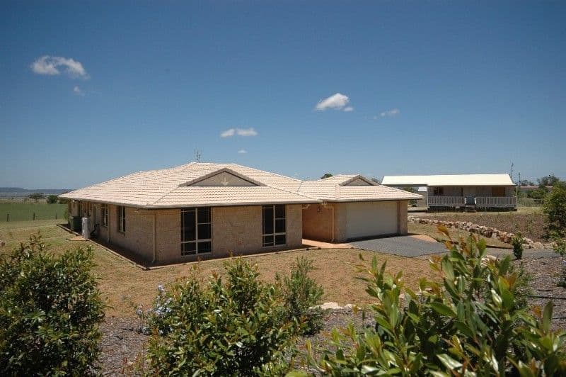 25 Stark Drive, TOOWOOMBA QLD 4350, Toowoomba City - Thumbnail 2