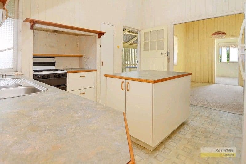 11 Pole Street, NORTHGATE QLD 4013, Northgate - Thumbnail 2