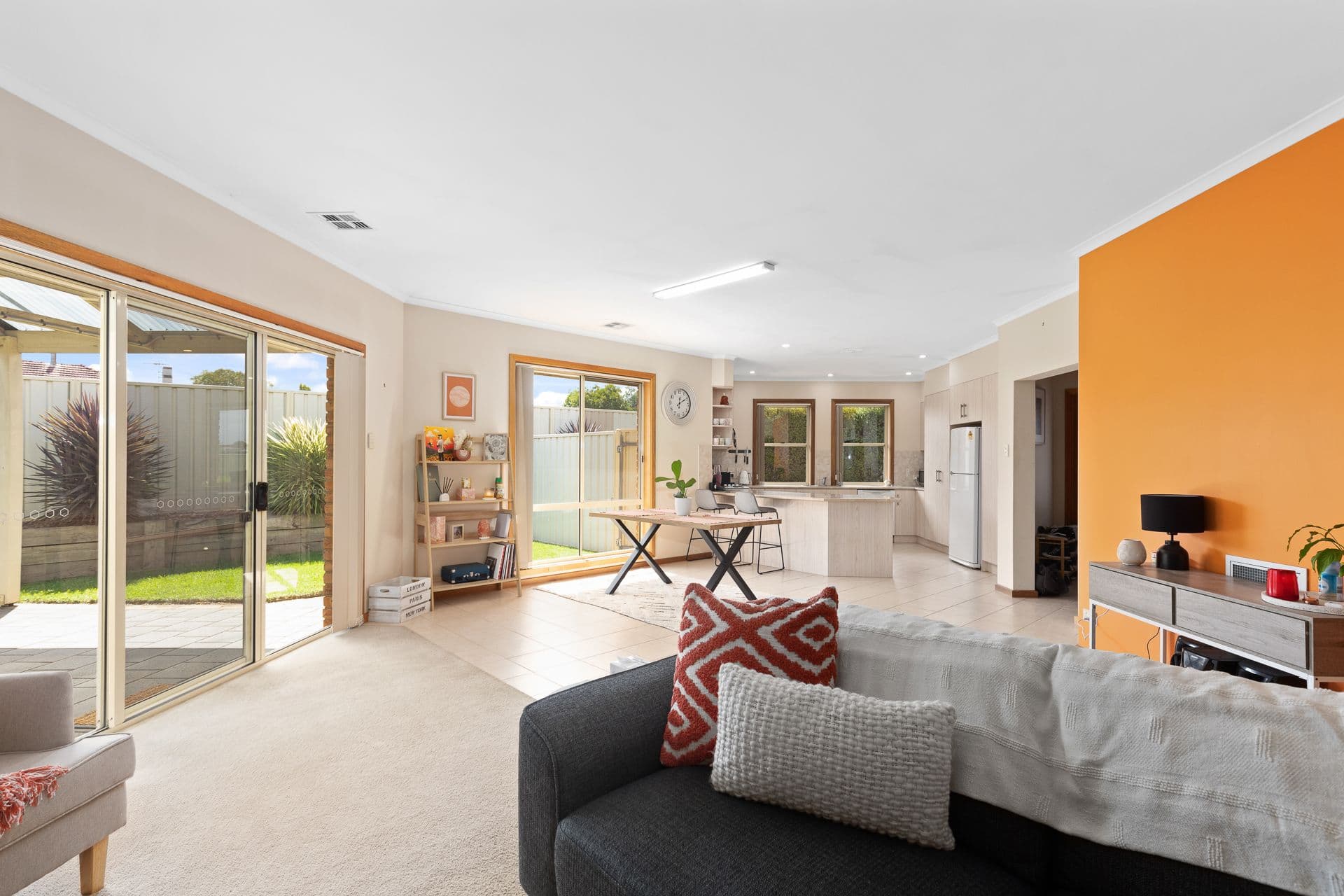 41 Umpherston Street, Mount Gambier SA 5290, Mount Gambier - Thumbnail 2