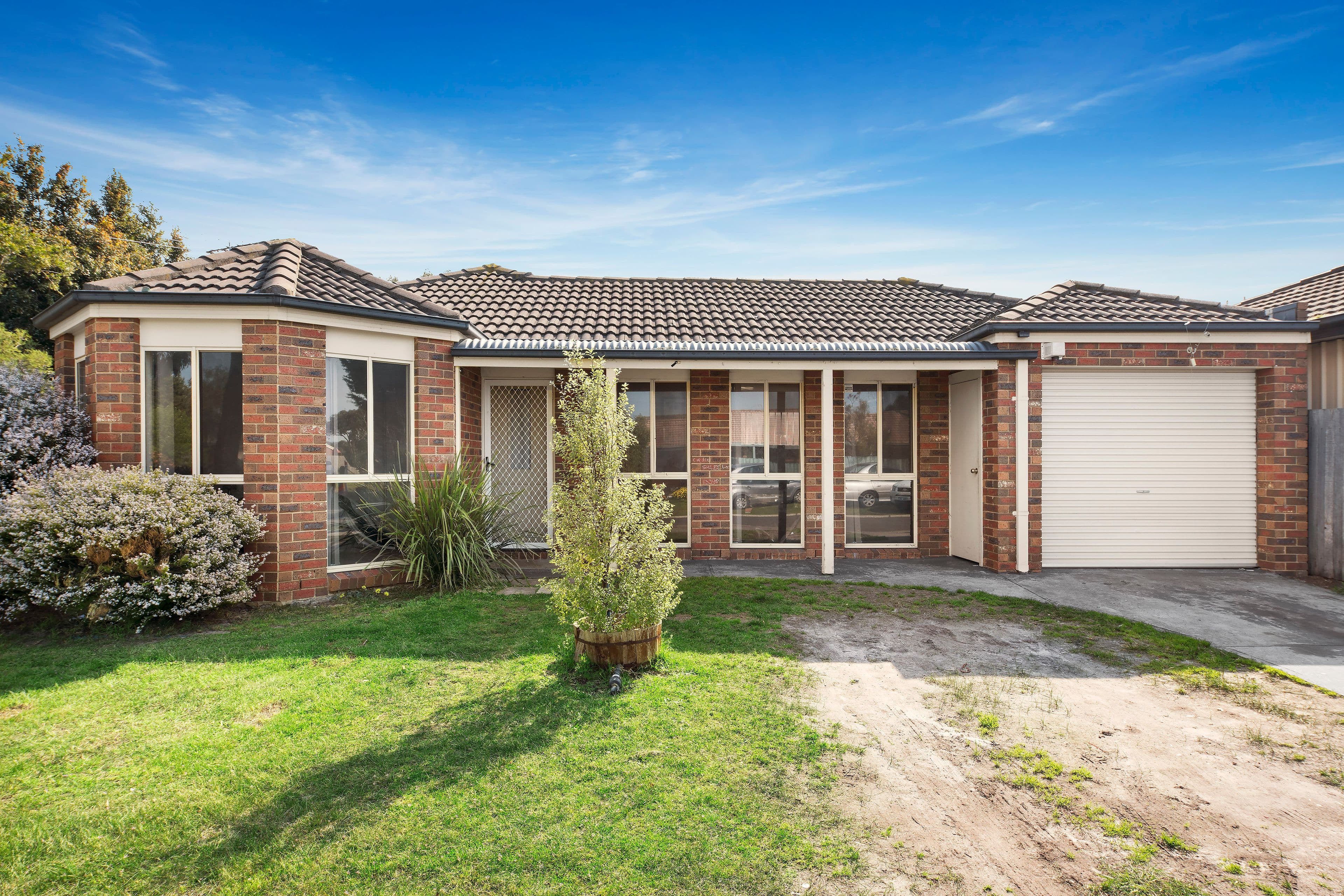 15 Flying Star Walk, Skye VIC 3977, Skye - Image 1